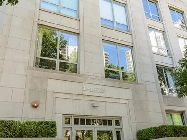 1422 N La Salle Dr APT 402, Chicago, IL 60610