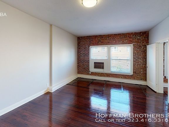 3rd image of 752 S Mariposa Ave #204B