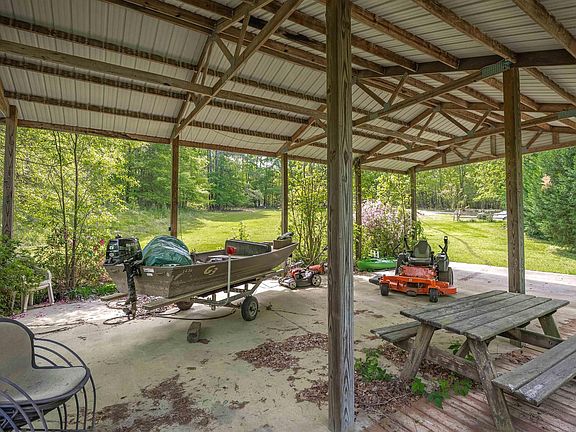 4th image of 116 Mud Pie Dr