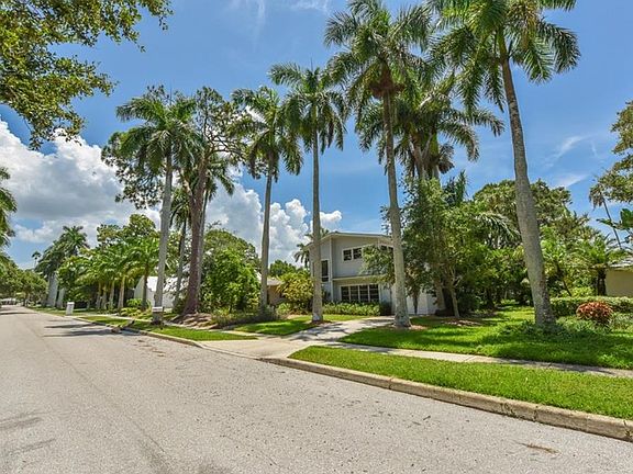 4th image of 650 Indian Beach Ln