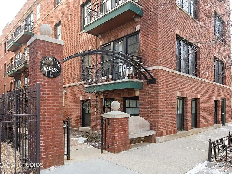 655 W Melrose St #3S — Photo 10