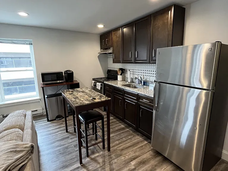 1800 Callowhill St #2 — Photo 3