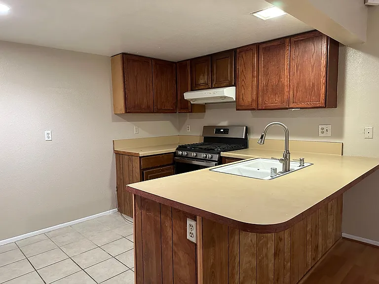 430 W Center St #1 — Photo 6