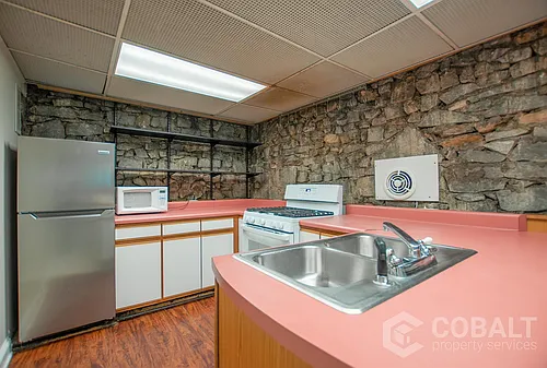 867 Rosedale Rd NE Photo 1