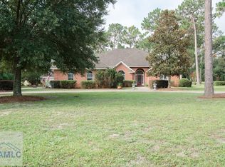 22 Birdie Dr, Jesup, GA 31546