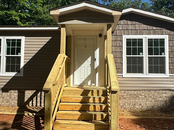 2nd image of 1078 Garner Rd