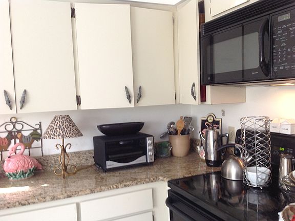 New appliances / granite