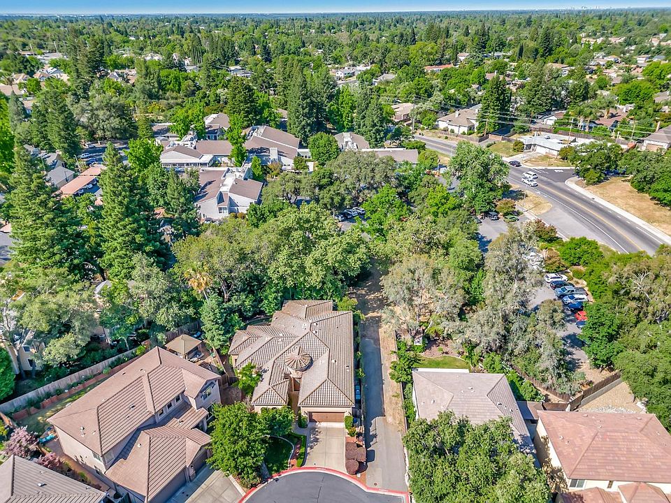 1st image of 8091 Village Estates Ln