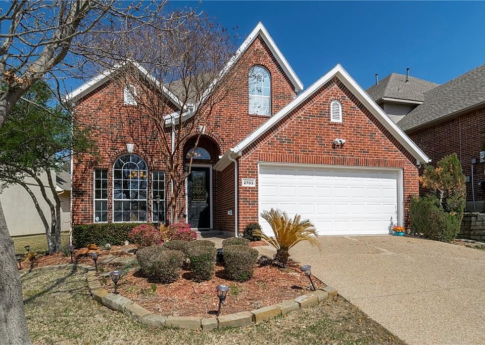 1st image of 2703 Waterford Dr
