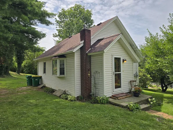 106 Lowry St, Lyndora, PA 16045