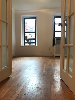 Rented by Paley Management | media 24