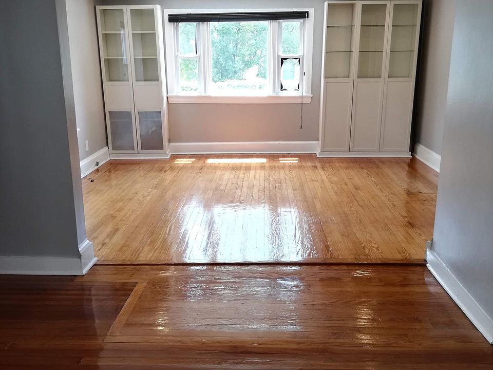 Living Room - South Facing