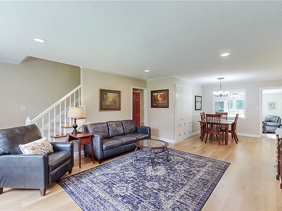 2nd image of 345 Beechwood Dr