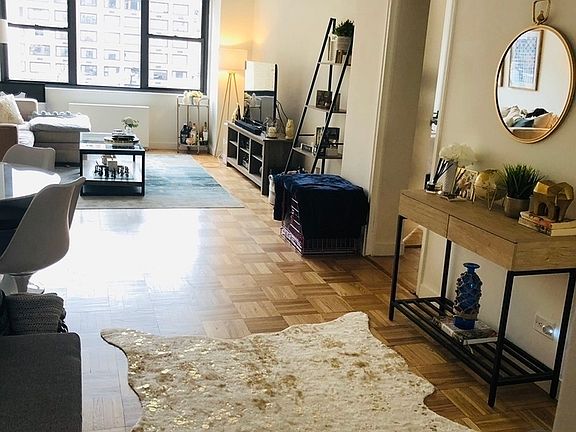 2nd image of 333 E 49th St APT 9k
