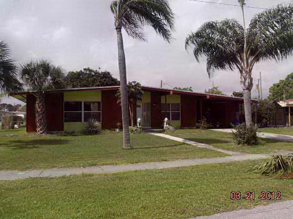1st image of 150 SE Entrada Ave
