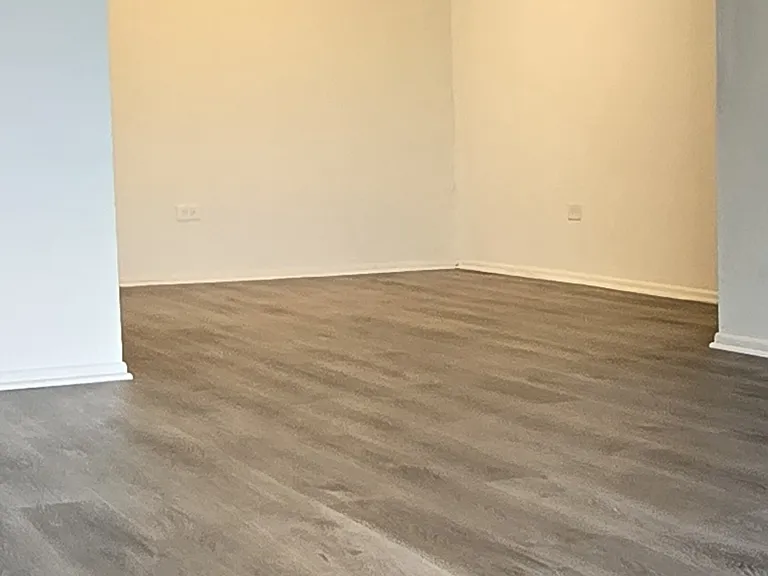 271 Shorewood Dr #1C — Photo 2