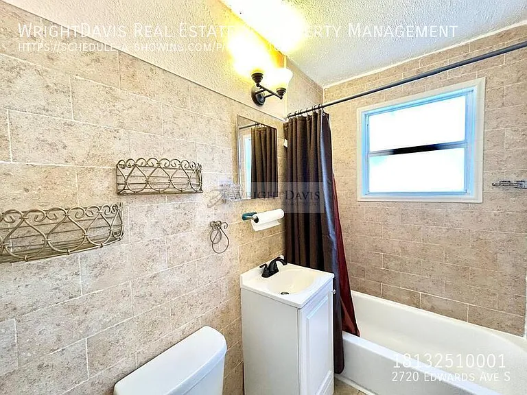 2720 Edwards Ave S — Photo 15