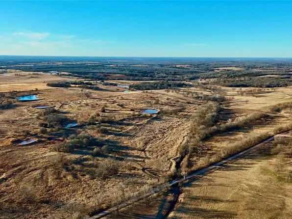 14 Wilshire Dr, McLoud, OK 74851