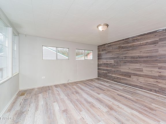 5th image of 153 Johnson Rd