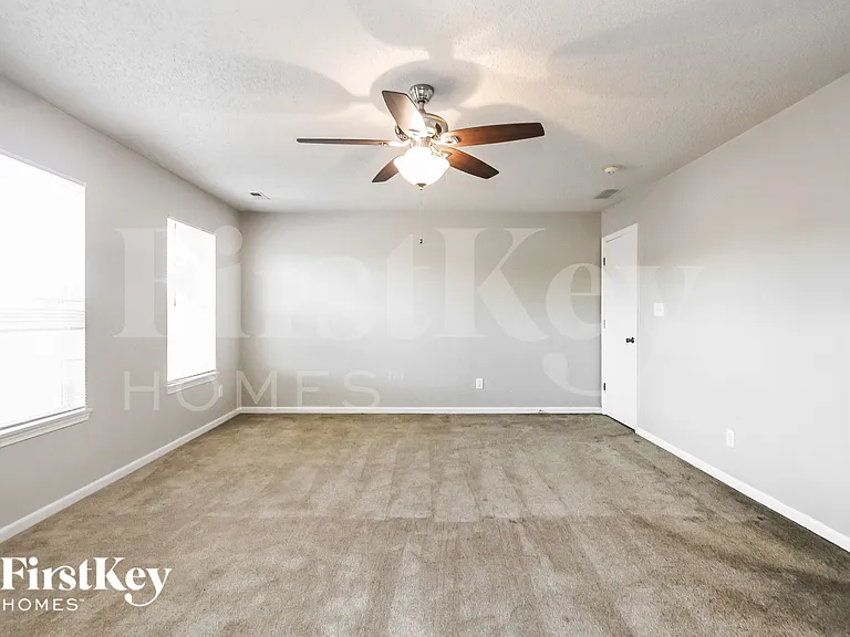 12230 Sweet Creek Trl — Photo 10