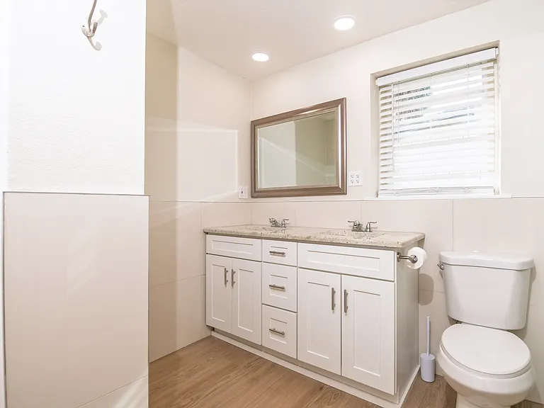 26 Acacia St — Photo 10