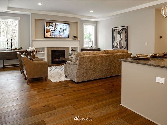 5th image of 2141 Donnegal (Lot 28)) Circle SW