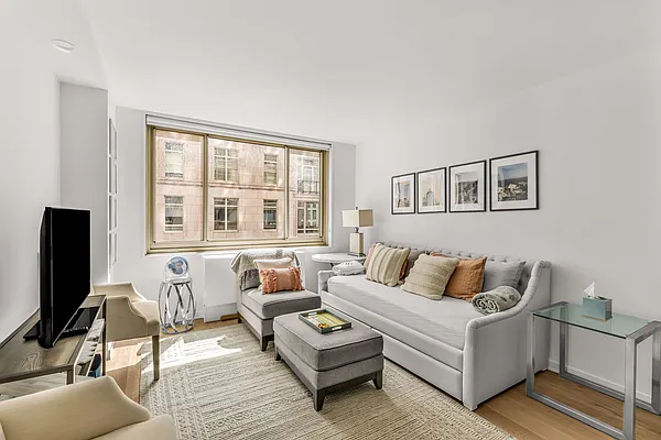 30 West 63rd Street #6E in Lincoln Square, Manhattan