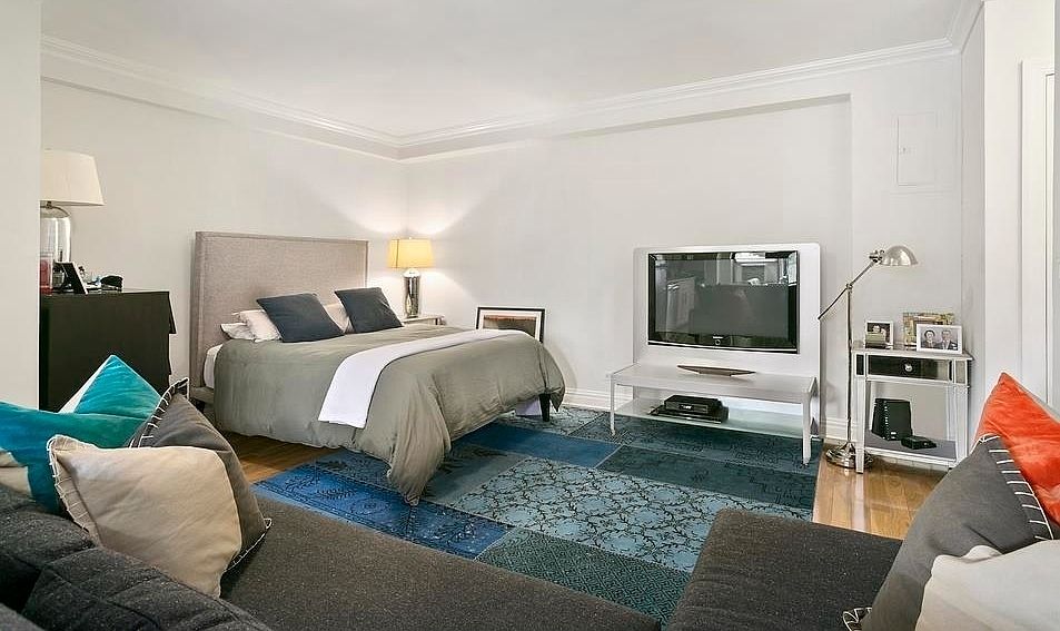 1st image of 108 W 15th St APT 3C