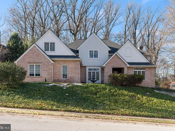 925 Appenzell Dr, Hummelstown, PA 17036