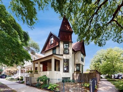 2100 W Giddings St, Chicago, IL, 60625