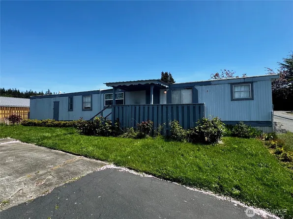 2920 SW Heller Drive #E, Oak Harbor, WA 98277