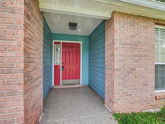 2nd image of 9851 Brookhollow Ln