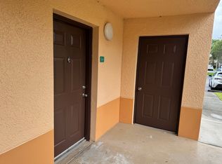 141 SW Palm Dr APT 101, Port Saint Lucie, FL 34986