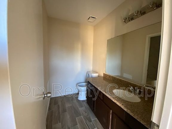 5th image of 8415 Bayou Pine Ct