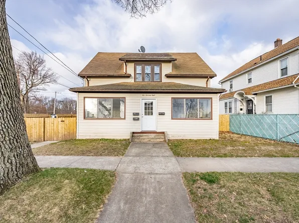 578 Springfield St, Chicopee, MA 01013