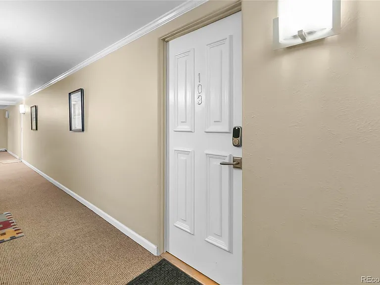969 S Pearl St #103 — Photo 3