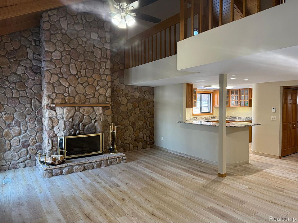 1st image of 35451 Heritage Ln