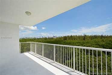 Home For Sale In The Oaks
