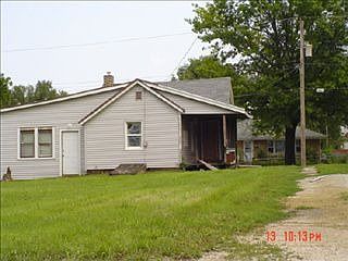 2nd image of 1118 Morgan St