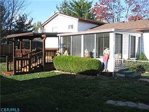 3rd image of 2550 Hardy Parkway St