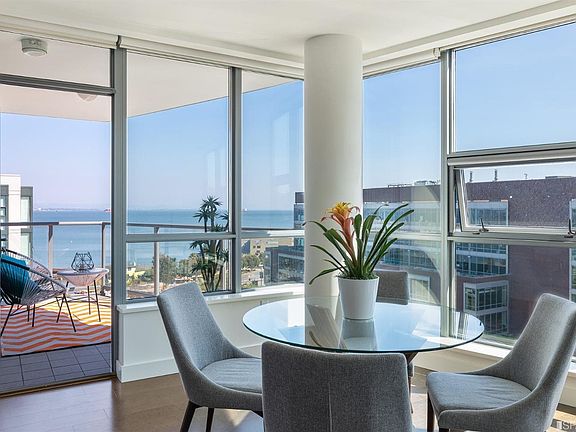 4th image of 420 Mission Bay Blvd #902
