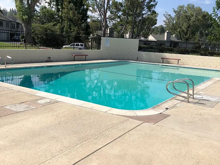 1017 Quiet Creek Ln — Photo 36