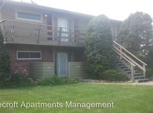 1002 W 24th St APT 4, Lawrence, KS 66046
