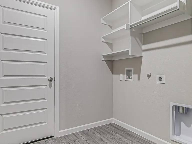 2419 Rocky Mountain Dr — Photo 18