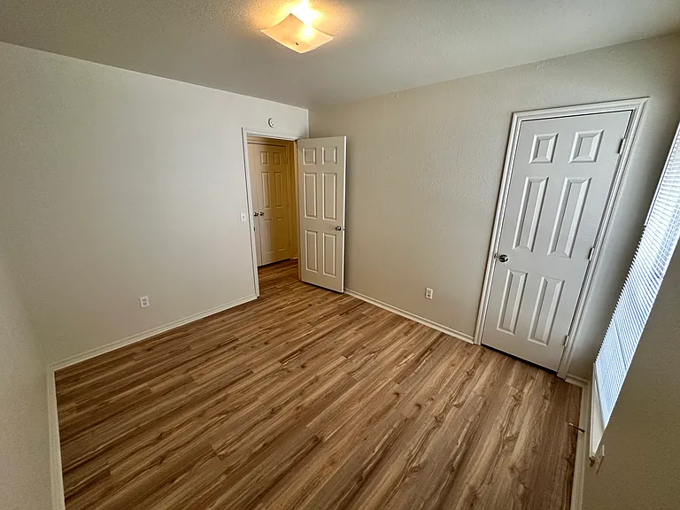 3201 Conestoga Dr #B — Photo 15