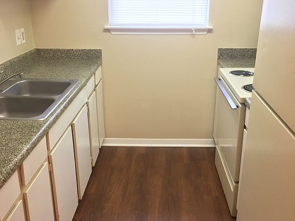 4th image of 1912 N 7th St APT 15