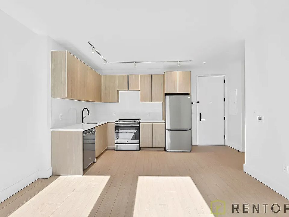 1st image of 1634 Flatbush Ave #727