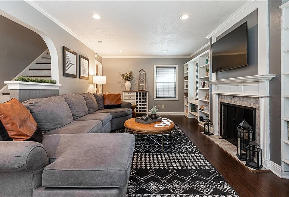 612 E 74th Ter, Kansas City, MO 64131 Zillow