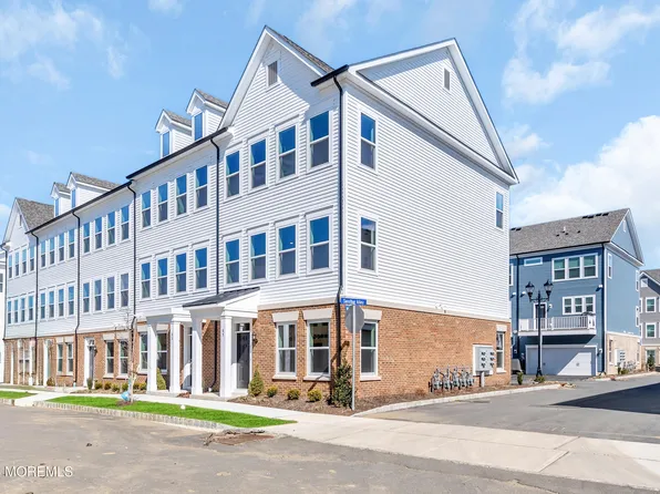 85 Driftwood Cir, Oceanport, NJ 07757