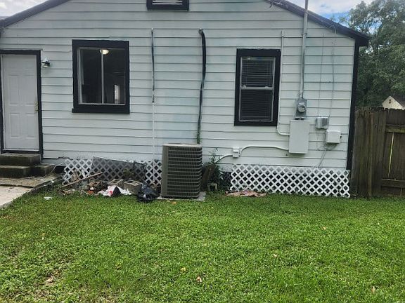 4th image of 3611 Dalton St